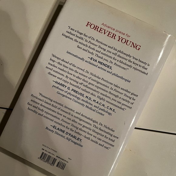 Forever Young (Introducing the Metabolic‎ Diet) by Nicholas Perricone -hardcover - Picture 7 of 7